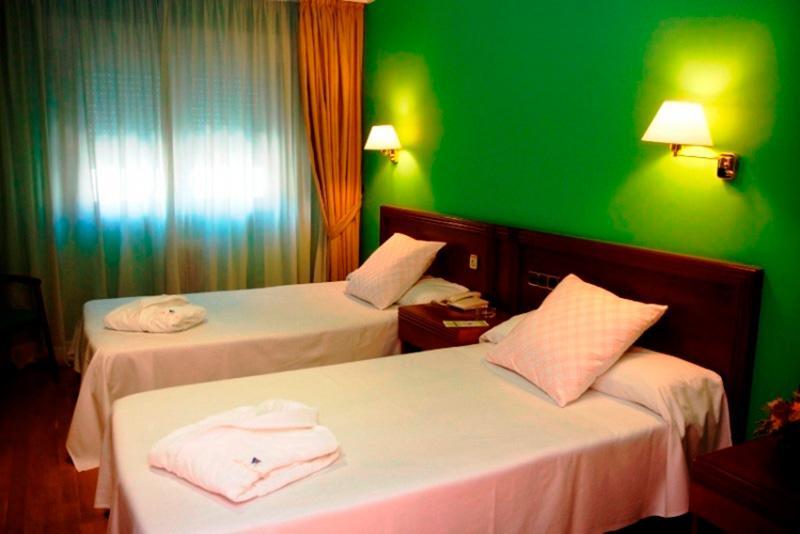 Hotel Villa De Marín Exteriör bild